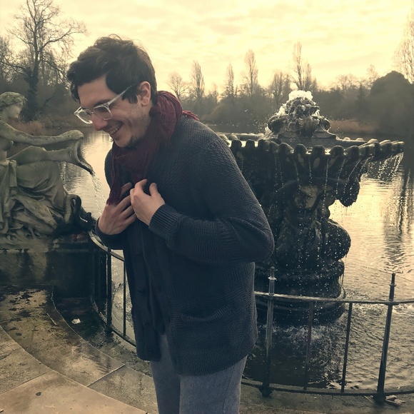 Meet your Posher, Bradley - Picture 1 of 1